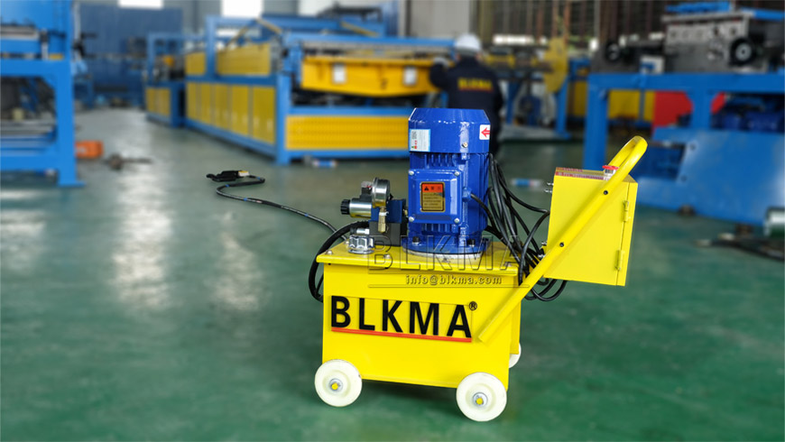 Hydraulic Riveting Machine